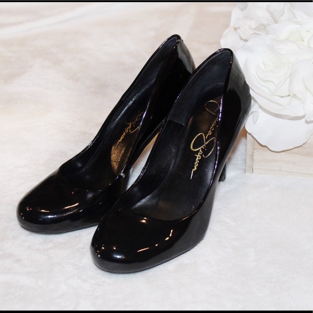 3/$25 Jessica Simpson Patent leather heels